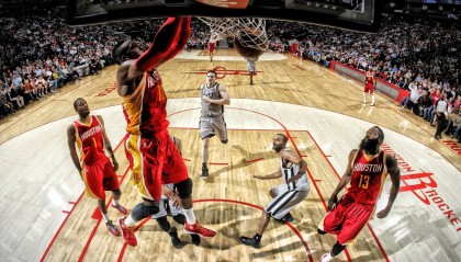 开云esports-埃马纽埃尔·瓦尼奥尼成为最年轻的800米奥运冠军